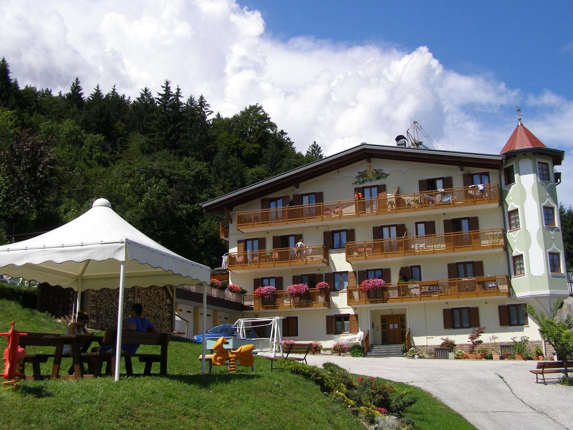 Appartamenti La Val Andalo Oda fotoğraf